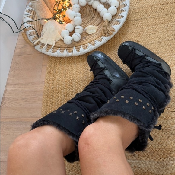Neiman Marcus Ikkii Inuikii Now over or
bellow knee Winter water proof Boots ❄️ - Picture 6 of 7